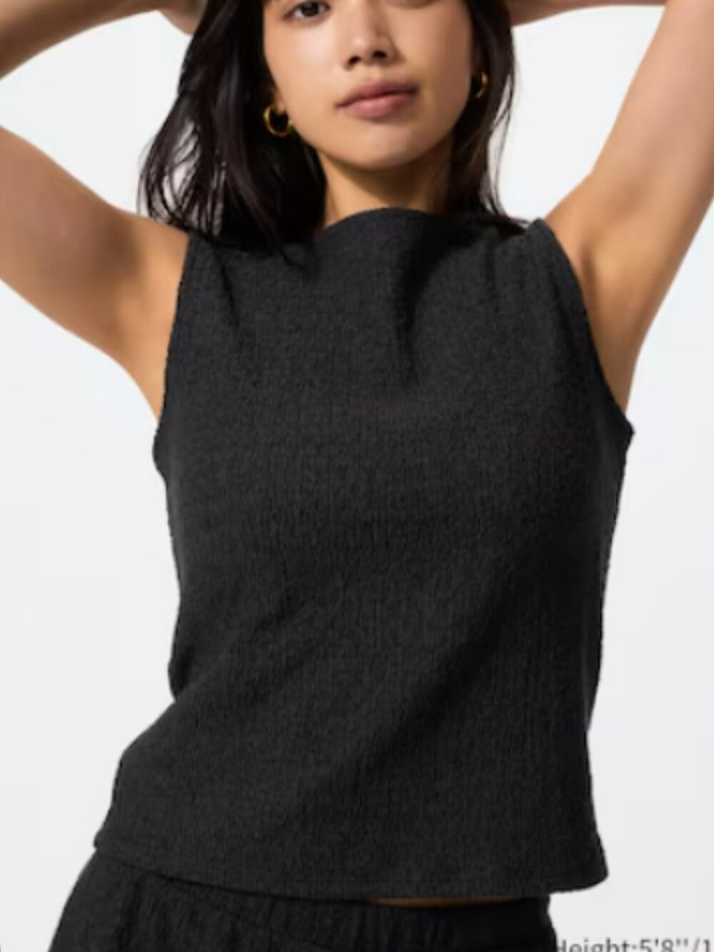 UNIQLO Black Boat Neck Sleeveless T-Shirt Size L